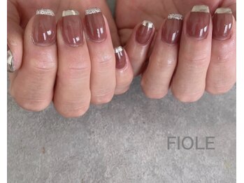 フィオル(FIOLE)/ラメ×ミラーフレンチ