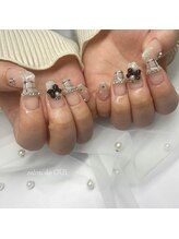 サロンドウイ(salon de OUI)/チェックネイル