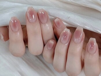ビジューネイル(bijou nail)/チーク×ラメグラデーション