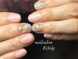 流行りの大理石をオフィスnailに