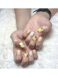 ひまわりネイル♪