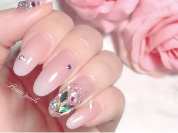 ルナ ネイルズ 勝どき(Luna nails)の写真/美フォルムと似合わせカラーが得意な凄腕のネイリストが担当◎ワンランク上の施術でファン多数の人気サロン