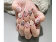 アンムート(ANMUT)/2023/冬のマンスリーデザイン