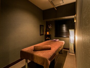 癒の間ゆるり 赤羽店/個室の施術スペース