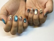 ラウト デコレーションアンドネイルサロン(Lauto Decoration&Nail Salon)/キラキラシェルネイル