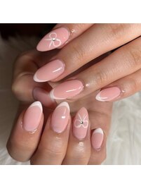 スカルプフレンチネイル