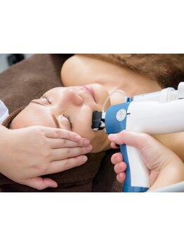 ホウレイ線・たるみ改善！予防ケア