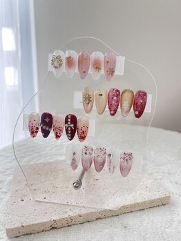 アミーラ(Amira)/クリスマスネイル