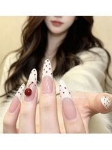 さくらんぼモチーフが可愛い大人ガーリーネイル