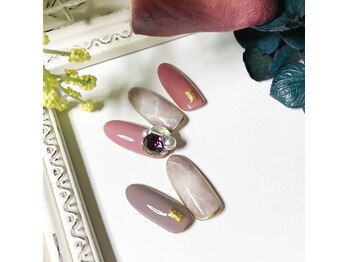 ヒトミネイルズ(Hitomi Nails)/