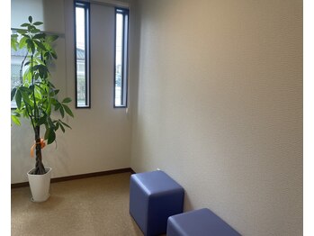 ごんどう整骨院/待合室