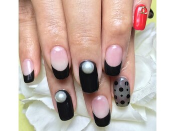 マニエネイル(mani e nail)/blackフレンチネイル/ハンドケア