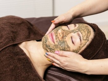 プロモート 岡山城下店(Promote)の写真/【ハーブピーリング REVI】話題の陶肌トリートメントで、なめらかな艶肌に。REVI正規取扱サロン