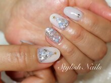 スタイリッシュネイルズ(Stylish Nails)/クリスマスツリーブルーストーン