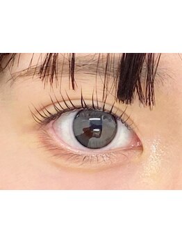 ナチュラル上品な目元にしたい