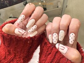 ふわかわ冬のドットネイル