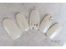 スリー 自由が丘(THREE)/弾けるような星のホロアート♪