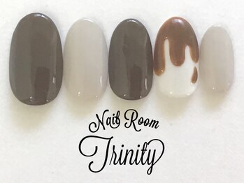 ネイルルーム トリニティ(Nail Room Trinity)/150種類以上選べるアート付
