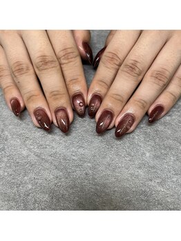 レーヴ(Reve)/マグネットネイル