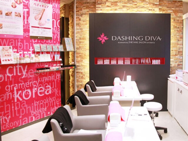 DASHING　DIVA　茗荷谷店　【ダッシングディバ】