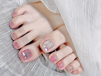 リナスパ(79LINA SPA)の写真/オシャレは足元から♪さりげなく見える足元のネイルで女子力UP☆アートネイル/つけ放題/持ち込みデザインOK