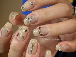 個性派ニュアンスネイル
