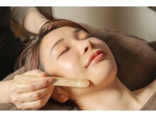 サヤパドマ(sayaPadoma)の雰囲気（フェイスWAX脱毛。眉周りをスッキリさせたい男性にもおススメ。）
