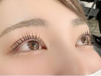 まつげ家クルン 横浜店(kurun)の写真/まつ毛にお悩みの方必見!【トリートメント付まつ毛パーマ¥2290～】丁寧×素早く×綺麗に美しい目元を実現♪