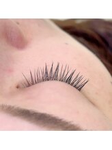 【まつげパーマ・マツエク・眉毛サロン】Sorte/まつエク（フラットラッシュ）