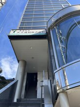 リイル バイ クレビア(REILE by Crebia)/ビル外観写真