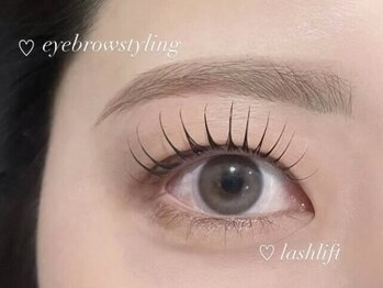 アンフルール 福岡天神店(Une fleur)/【ラッシュリフト×アイブロウ】