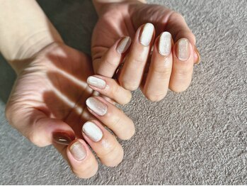 シー(Shhh...)/うるマグベージュ