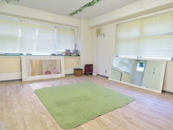 ワンツーワンフィットネス 亀有店(121FITNESS)/落ち着く個室◎【パーソナル】