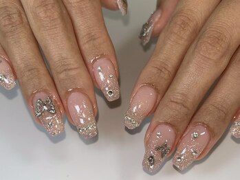 クレーネイル(Klee Nail)/ラメグラデーション+パーツ