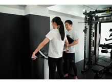 フューメイクジム 表参道 外苑前(FUMAKE GYM)の雰囲気（業務用機器inbodyを使ってお客様に最適なボディメイク法を提案！）