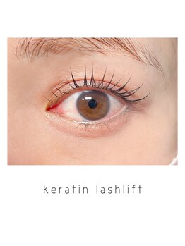 リット(lit)/ケラチンラッシュリフト