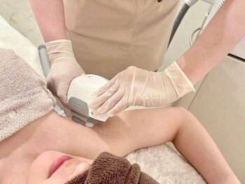 ウィンクドール(Wink Doll)の写真/【学生さんにも人気!国産脱毛器で痛みの少ない脱毛】肌質・毛質に合わせて開発された 国産脱毛器 を導入!