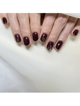 ビビ(VIVI)/ボルドーネイル