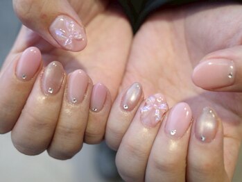 ネイル アトリエ コモード(nail atelier Comodo)/シンプルネイル[大人可憐]