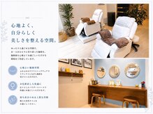 アイラッシュリゾートカハラ 綾瀬店の雰囲気（思わず寝てしまうほど大人気！ふかふかのリクライニングソファ。）