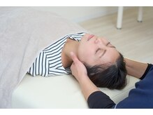 彩整体院/頭痛施術