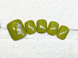 305