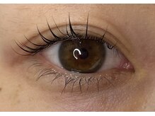 エヌプラスアイラッシュサロン(n plus eyelash salon)/毛先にカールを付けたデザイン
