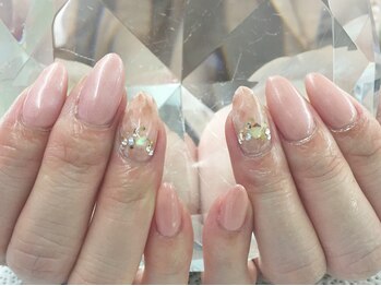ラリュールネイル(L'Allure nail)/上品パールベージュ￥7000