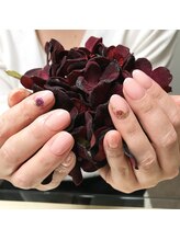ヒトミネイルズ(Hitomi Nails)/