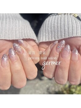 ジェルメ(germer)/ラメグラデーションでキラキラ！