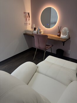 和癒(ワユ)/個室のリラックスルーム