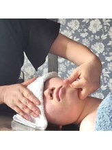 凛コルギ/小顔コルギ（咬筋アプローチ）