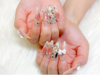 ルアナ(Luana.)/キラキラチークネイル