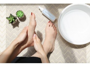 アトリエはるか マニキュアハウス 京王モールアネックス店(MANICURE HOUSE)の写真/サンダルの季節到来！【フットネイル¥5,940(税込)～】